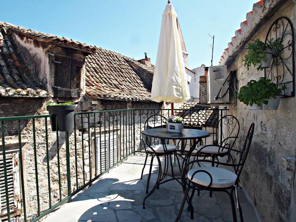 Rooms & Studio Stipcic Trogir Exterior photo